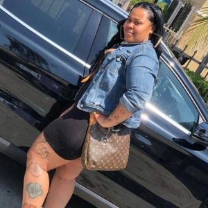 Meet your Posher, Keosha